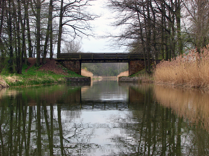 Brücken - Brückkanal über die Schwarzach