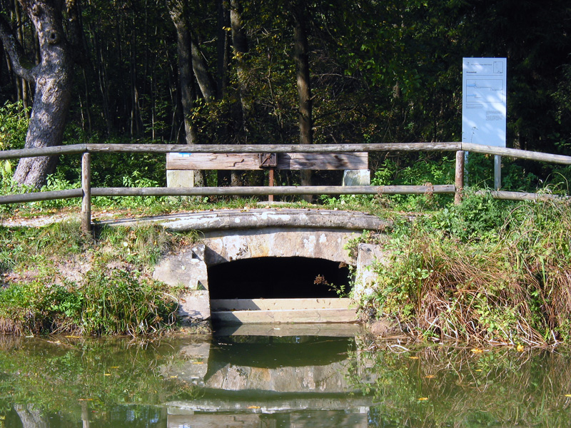 Schwarzach - Brückkanal