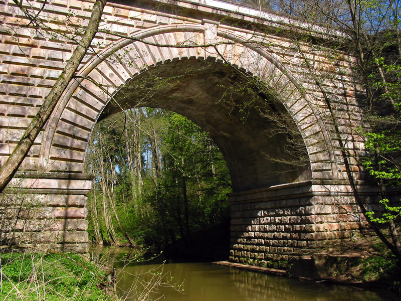 Schwarzach - Brückkanal