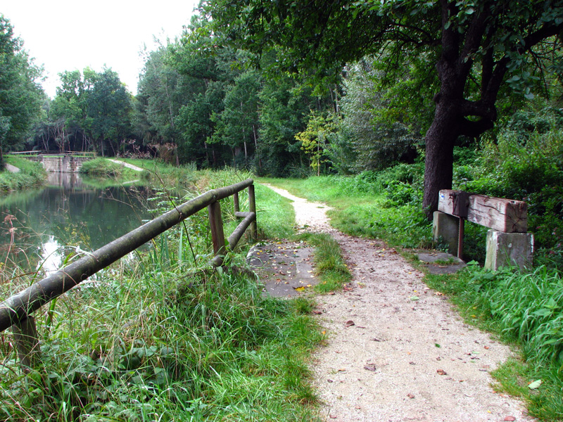 Schwarzach - Brückkanal