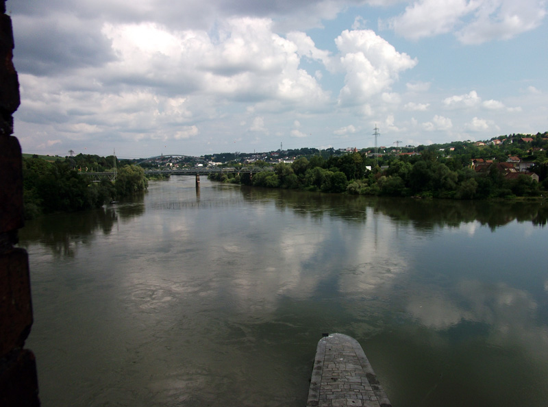 Donau - Kachlet-Staustufe