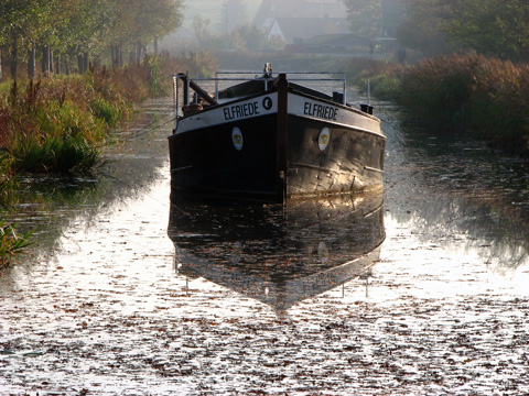 Treidelschiff Elfriede