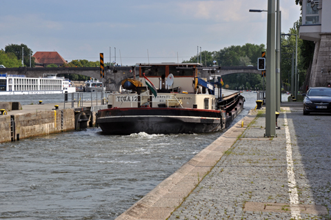 Main-Donau-Kanal - Schleuse/Staustufe Riedenburg