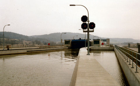 Main-Donau-Kanal - Schleuse Bachhausen