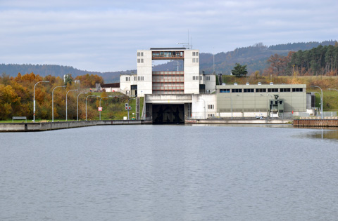 Schleuse Berchng - Haltung