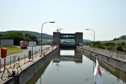 Main-Donau-Kanal - Schleuse Berching