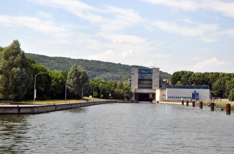 Main-Donau-Kanal - Schleuse Berching