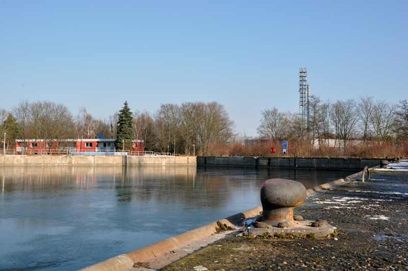 Schleuse Erlangen - Haltung