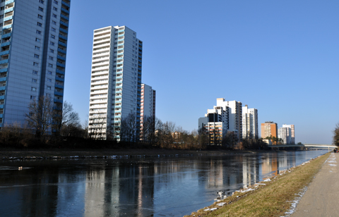 Main-Donau-Kanal - Schleuse Erlangen - Haltung