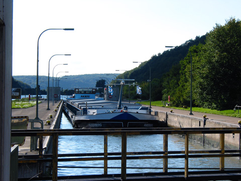 Main-Donau-Kanal - Schleuse Kelheim