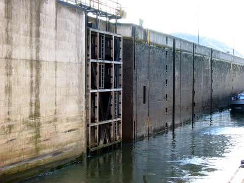 Main-Donau-Kanal - Schleuse Kelheim