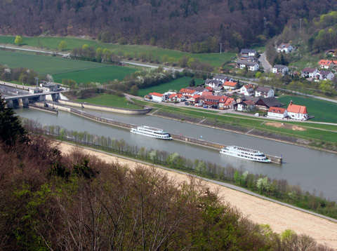 Main-Donau-Kanal - Schleuse Kelheim