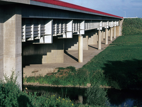 Main-Donau-Kanal - Schleuse Kriegenbrunn