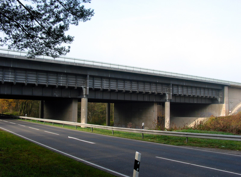 Schwarzach-Brücke, Neuses