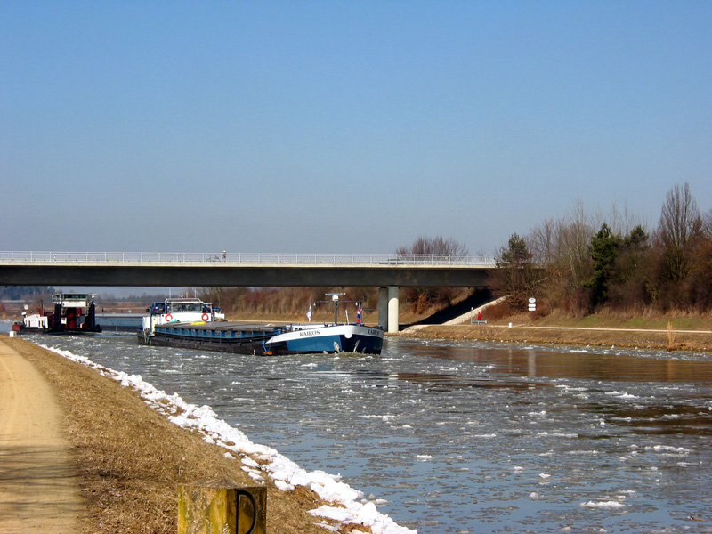 Schwarzach-Brücke, Neuses