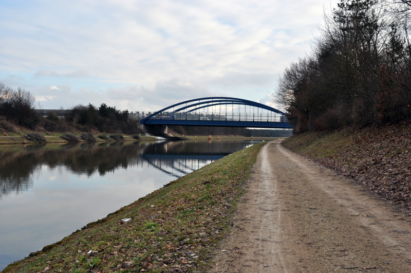 Schwarzach-Brücke, Neuses