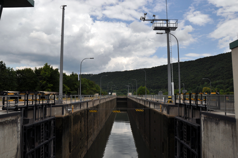 Main-Donau-Kanal - Schleuse/Staustufe Riedenburg