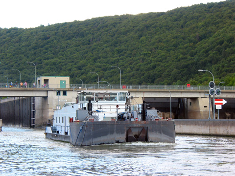 Main-Donau-Kanal - Schleuse/Staustufe Riedenburg