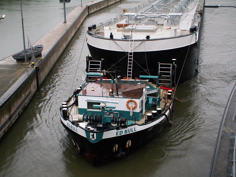 Main-Donau-Kanal - Schleuse / Staustufe Riedenburg