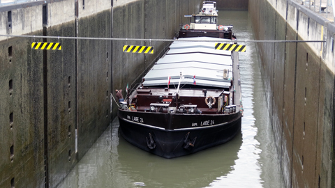 Main-Donau-Kanal - Schleuse Riedenburg