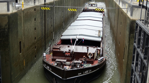 Main-Donau-Kanal - Schleuse Riedenburg