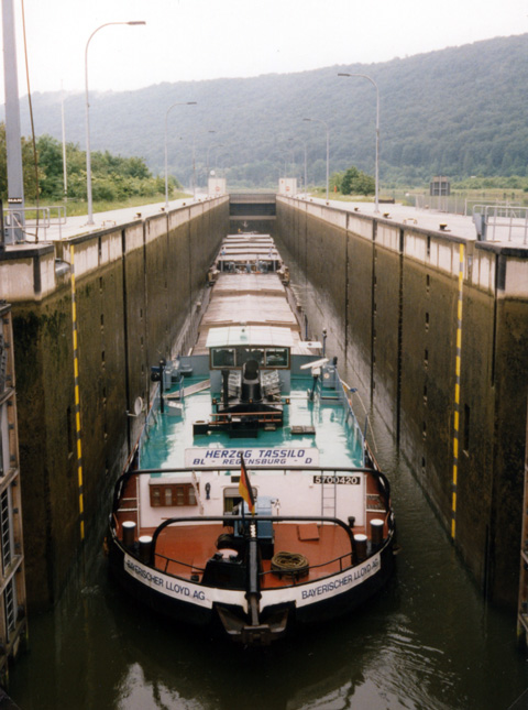 Main-Donau-Kanal - Schleuse Riedenburg