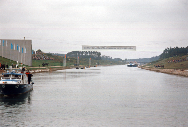 Main-Donau-Kanal - Scheitelhaltung - Europäische Wasserscheide