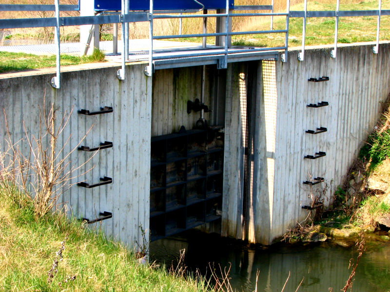 Schleuse Strullendorf - Wehr Neuses