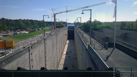 Main-Donau-Kanal - Schleuse Kriegenbrunn