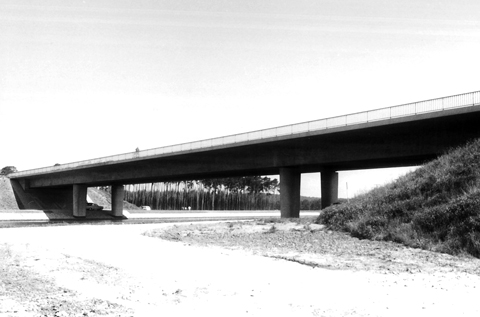 Main-Donau-Kanal - Schleuse Erlangen - Haltung