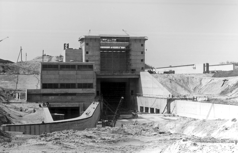 Main-Donau-Kanal - Schleuse Erlangen - Haltung