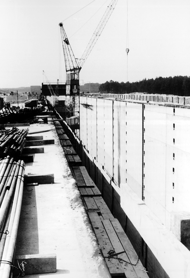 Main-Donau-Kanal - Schleuse Erlangen - Haltung