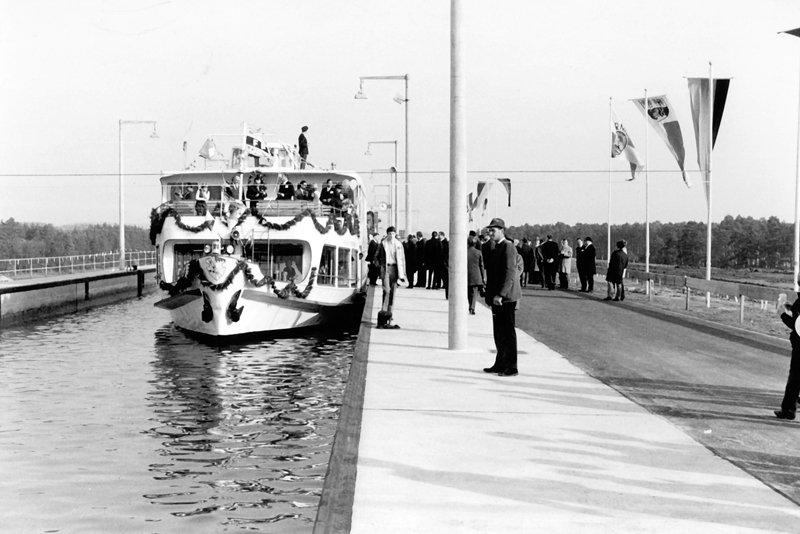 Main-Donau-Kanal - Schleuse Erlangen - Haltung