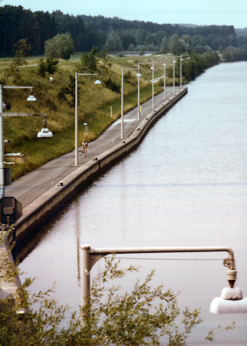 Main-Donau-Kanal - Schleuse Erlangen - Haltung