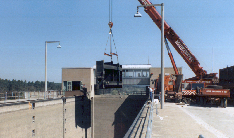 Main-Donau-Kanal - Schleuse Erlangen - Haltung