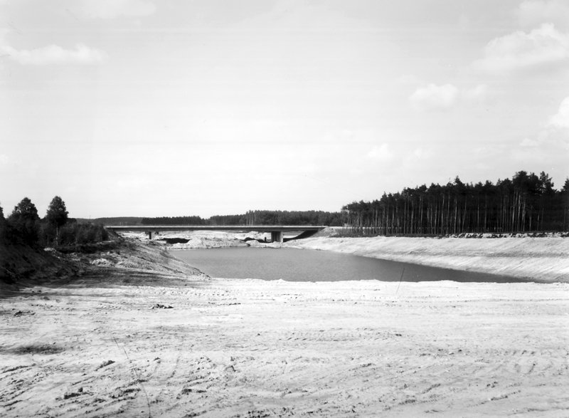 Main-Donau-Kanal - Schleuse Erlangen - Haltung