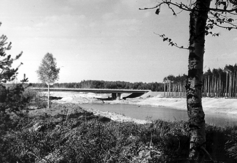 Main-Donau-Kanal - Schleuse Erlangen - Haltung