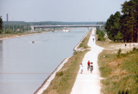 Main-Donau-Kanal - Schleuse Erlangen - Haltung