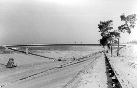 Main-Donau-Kanal - Schleuse Erlangen - Haltung