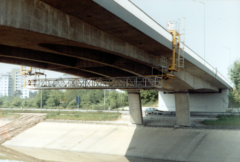 Main-Donau-Kanal - Schleuse Erlangen - Haltung