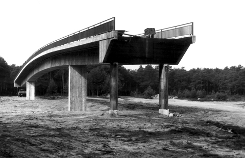 Main-Donau-Kanal - Schleuse Erlangen - Haltung