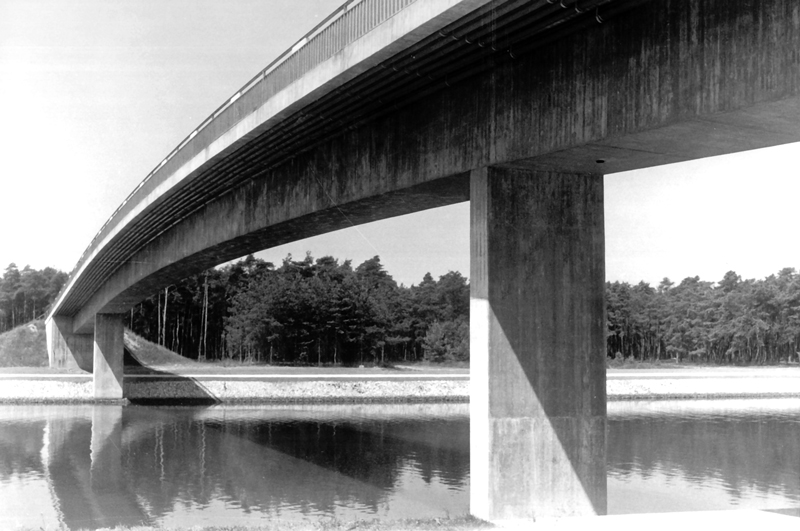 Main-Donau-Kanal - Schleuse Erlangen - Haltung