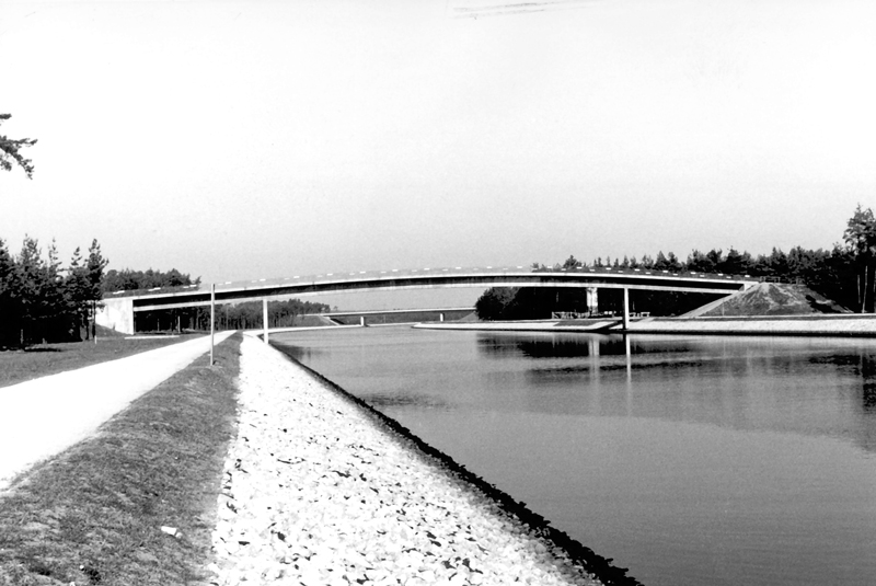 Main-Donau-Kanal - Schleuse Erlangen - Haltung