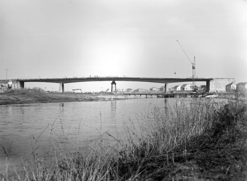 Schleuse Forchheim - Neue Strassenbrücke B470