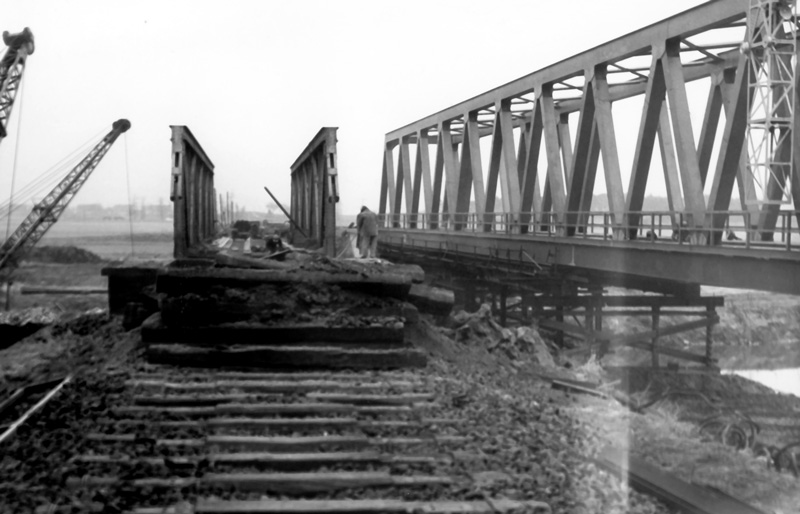 Schleuse Forchheim - Eisenbahnbrücke