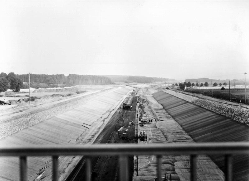 Main-Donau-Kanal - Schleuse Hausen - Haltung