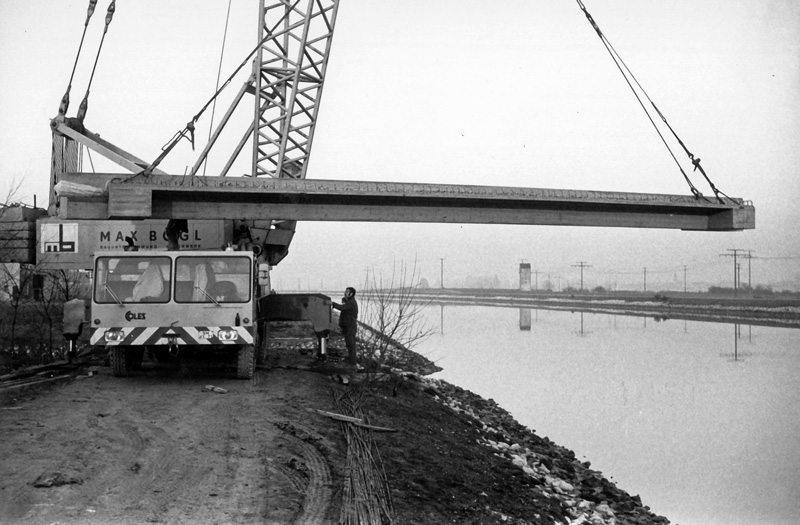 Main-Donau-Kanal - Schleuse Hausen - Haltung