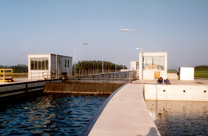 MAIN-DONAU-KANAL - SCHLEUSE HILPOLTSTEIN