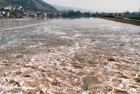 Main-Donau-Kanal - Schleuse Kelheim