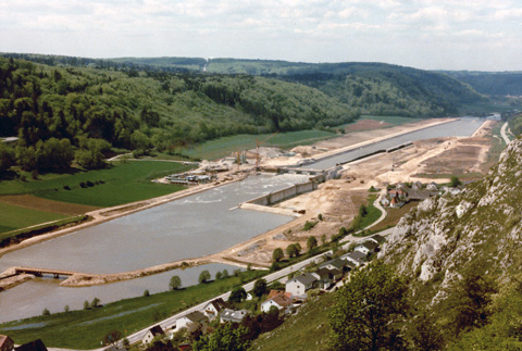 Main-Donau-Kanal - Schleuse Kelheim